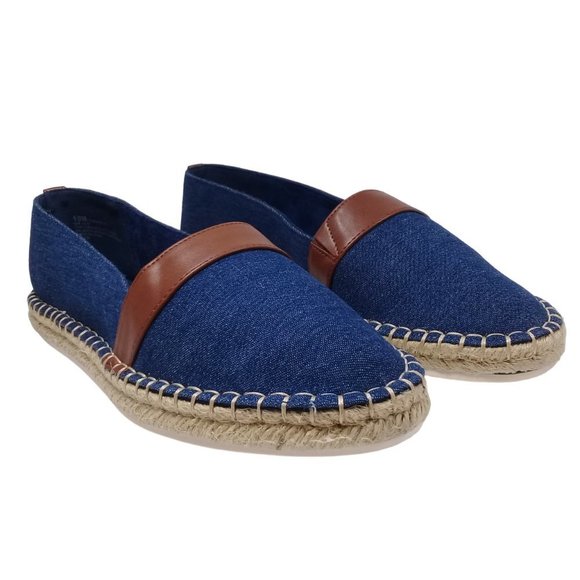 St John's Bay Women's NEW! Marlee Denim Blue Flat Slip-On Round Toe Shoes - Picture 2 of 11